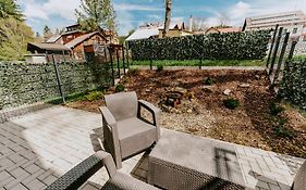 Apartmán v centru Železné Rudy se zahrádkou